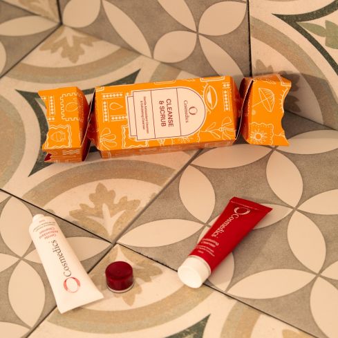 Cleanse and Scrub Christmas Bon Bon